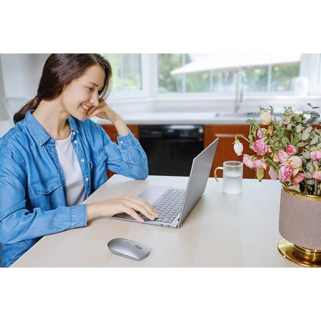 Lenovo 600 Bluetooth Silent Mouse with Dual Device Connectivity and Silent Clicks - Iron Grey Lenovo 600 Bluetooth Silent Mouse with Dual Device Connectivity and Silent Clicks - Iron Grey
