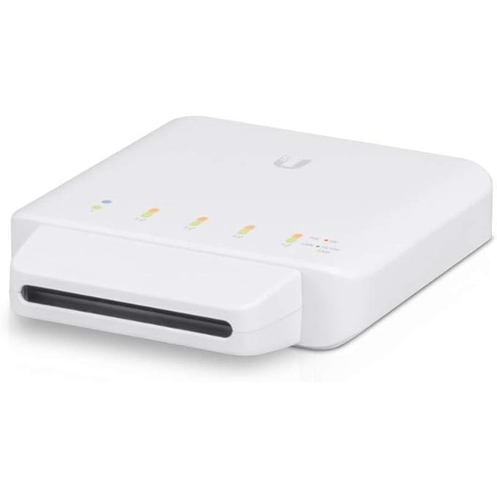 Ubiquiti UniFi Switch Flex (USW-FLEX) 5-Port Layer 2 PoE Managed Indoor/Outdoor Switch Ubiquiti UniFi Switch Flex (USW-FLEX) 5-Port Layer 2 PoE Managed Indoor/Outdoor Switch